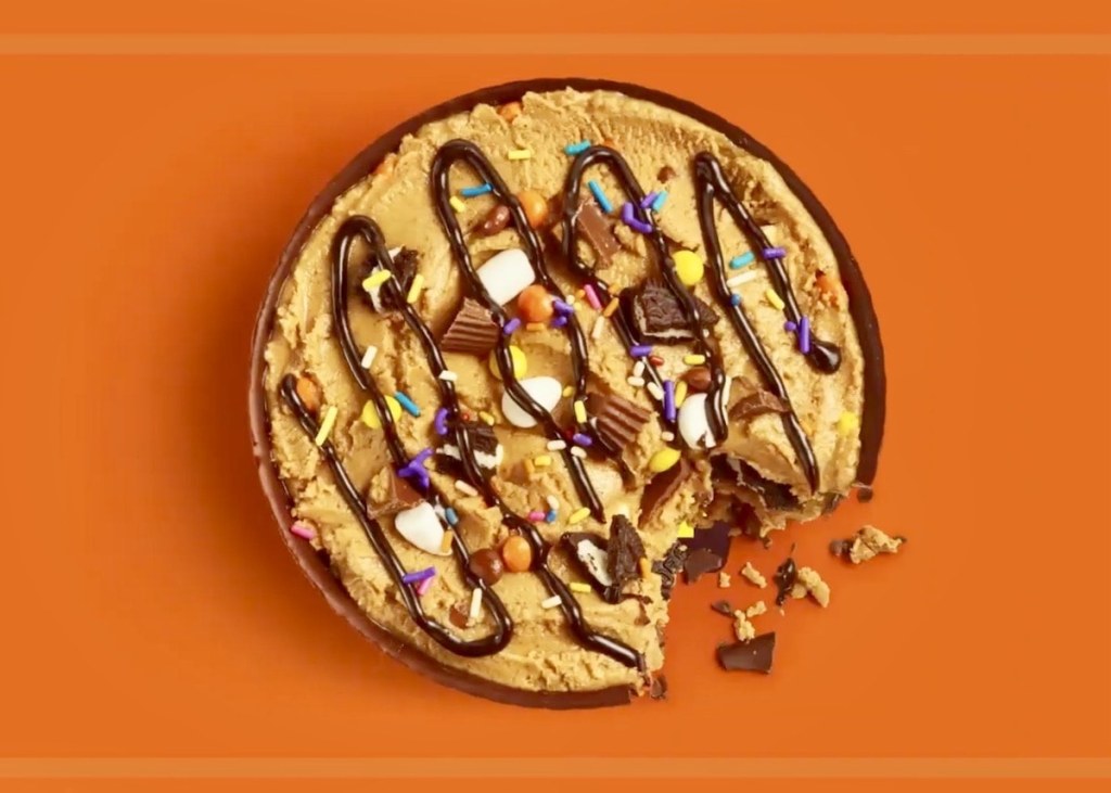 Picture of: Reese’s Stuff Your Cup is a chocolate and peanut butter dream come